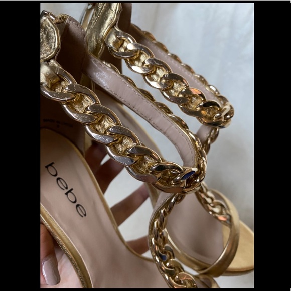 BEBE GOLD “SHIREEN” HEELS WITH GOLD CHAIN-LINK - Picture 4 of 11